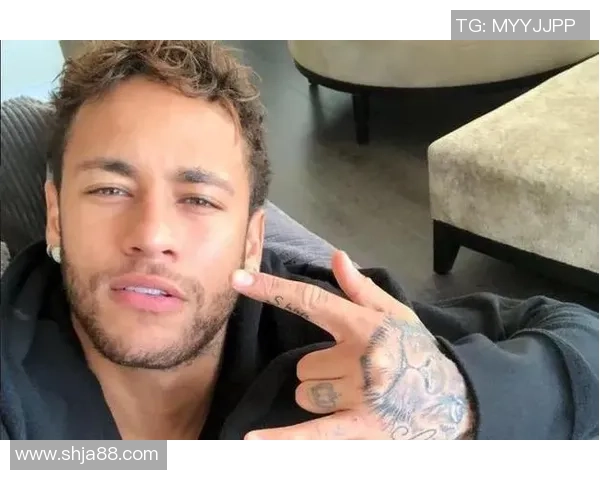 全球足球球星颜值排名榜单 帅气球员引领潮流风向