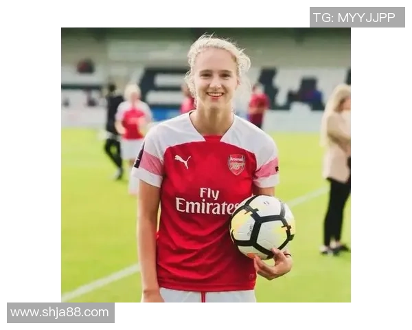 全球颜值最高的女足球员揭晓 谁将成为赛场上的魅力之星